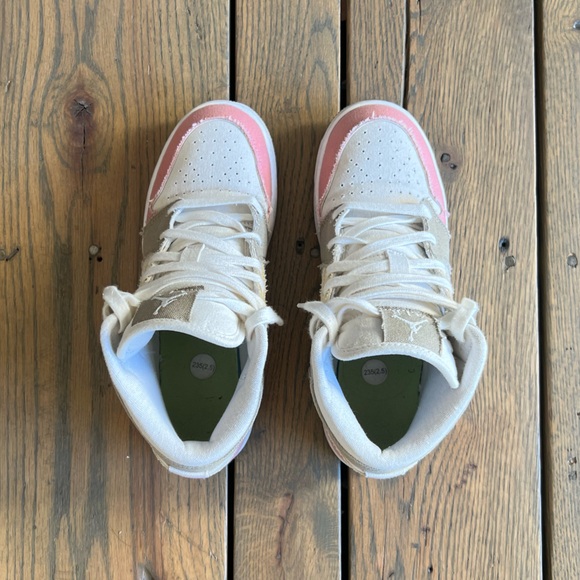 Jordan 1 Mid SE - Pastel Vivid Green Grind (GS) - Picture 6 of 13